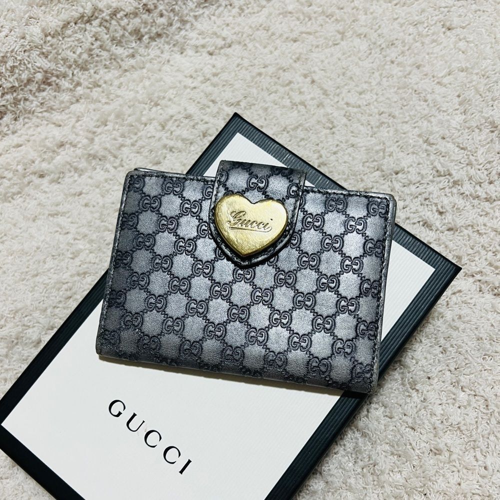 Authentic Gucci Monogram Metallic Silver Heart Wallet
